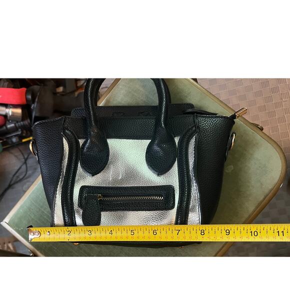 Chloe K. New York Black Leather Bag Silver Front - Picture 9 of 9